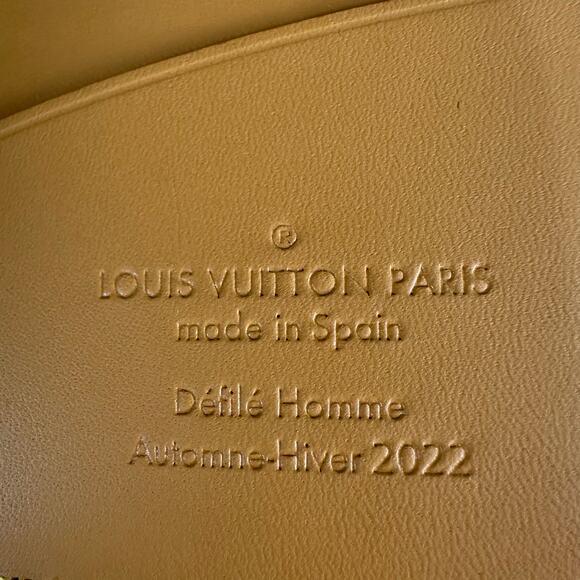 Louis Vuitton Blur Pocket Organizer - Picture 8 of 8